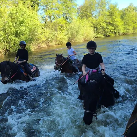 Maison Independante Entre Et Montagne Casa vacanze *